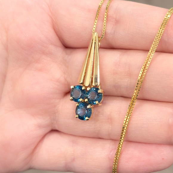 Vintage London Blue Topaz Pendant: 14K Yellow Gold Artisan Cone - Picture 7 of 12